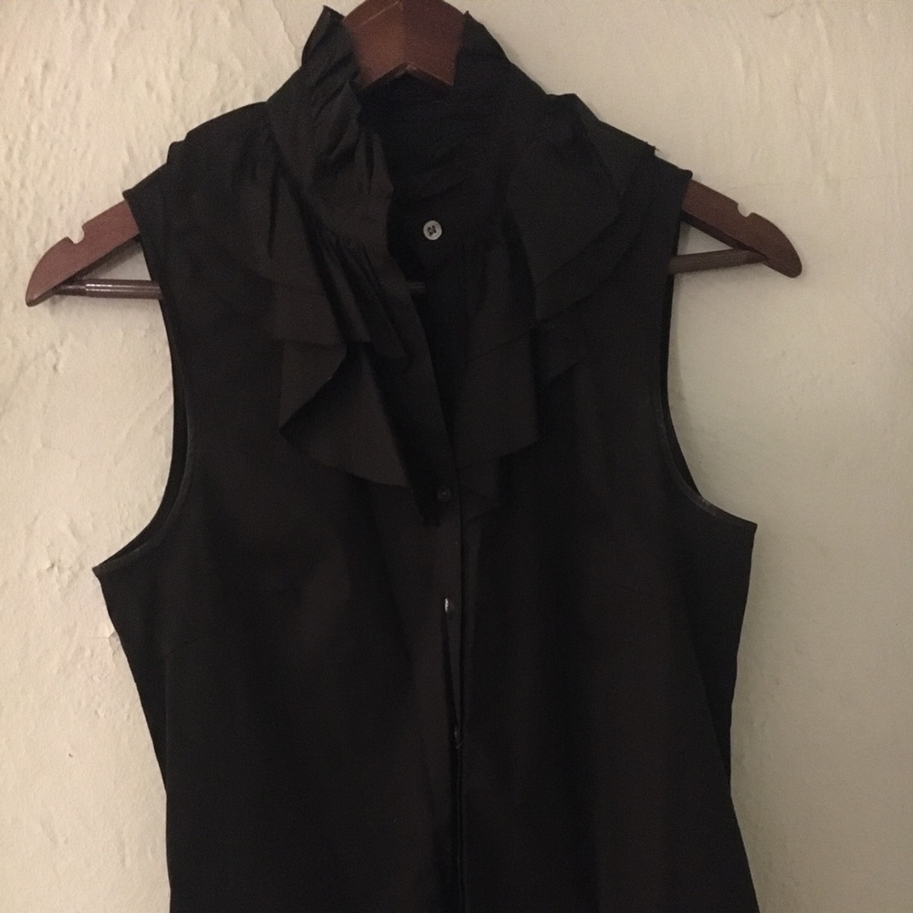 Theory ruffle sleeveless button down